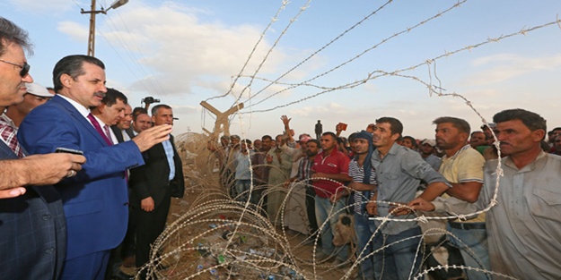 Çalışma Bakanı Faruk Çelik'ten sınırda önemli açıklamalar