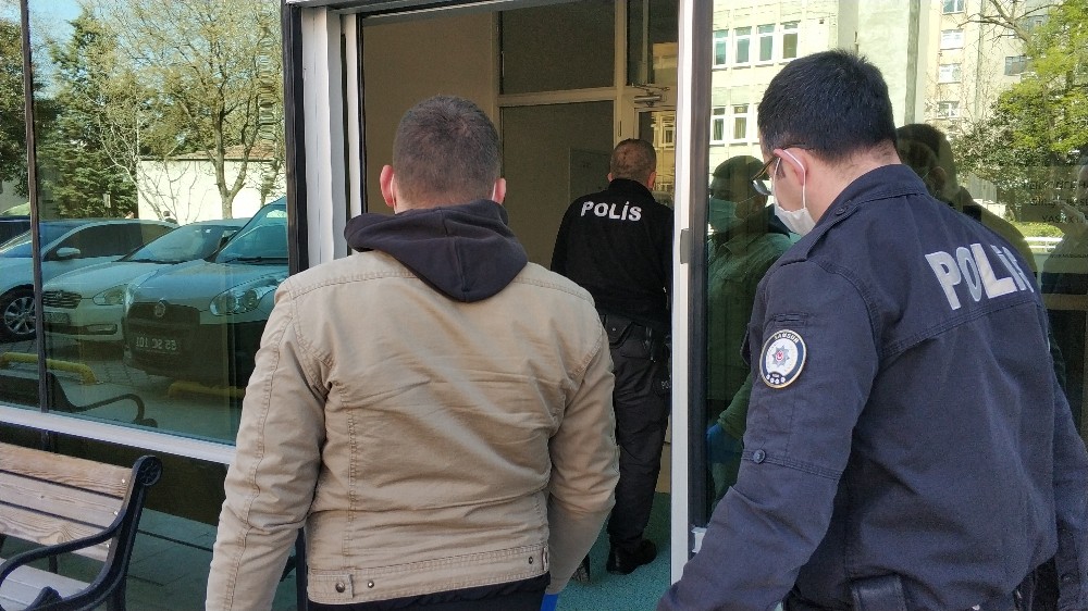 Çalıştığı iş yerinde patronlarını bıçaklayan genç serbest bırakıldı 