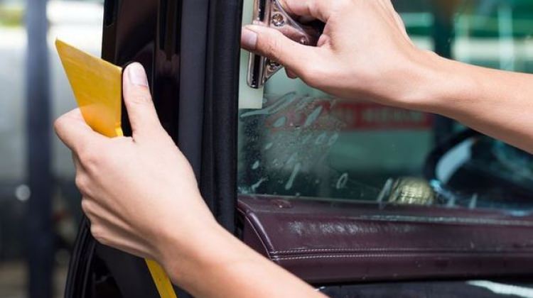 Bakanlık cam filmi tartışmalarına son nokta koydu