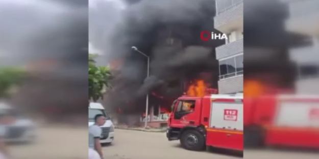Çamaşır makinesi bomba gibi patladı! Dumanlar gökyüzünü kapladı