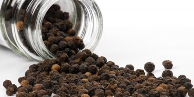 Çamaşır makinesine bir kaşık karabiber koyarsanız...