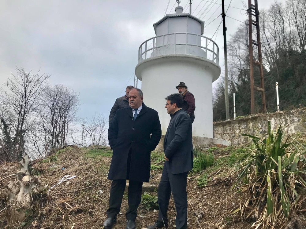 Çamburnu Feneri Perşembe Belediyesinin 