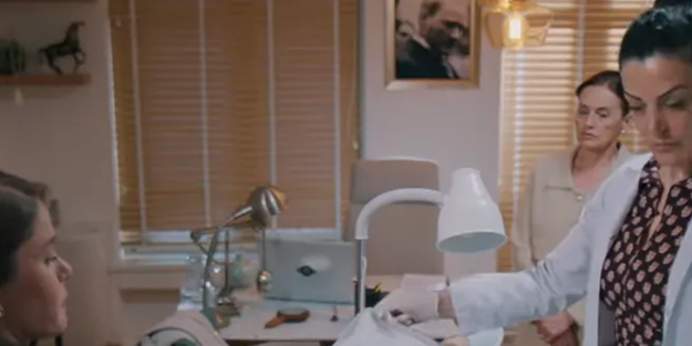 'Camdaki Kız'da hem rezalet hem pişkinlik