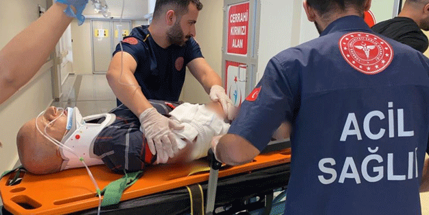 Camdan çıkarttığı kolu, kazada parçalandı