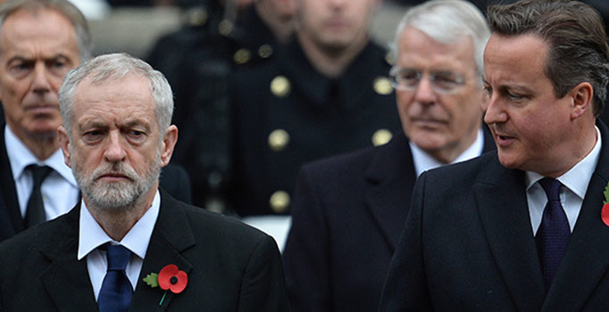 Cameron’dan Jeremy Corbyn’a: Allah aşkına git!