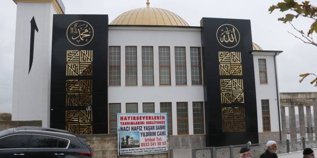 Cami karşıtları deniz manzarasını kapatıyor diye dava açtı! Mahkemeden skandal 'cami' kararı!