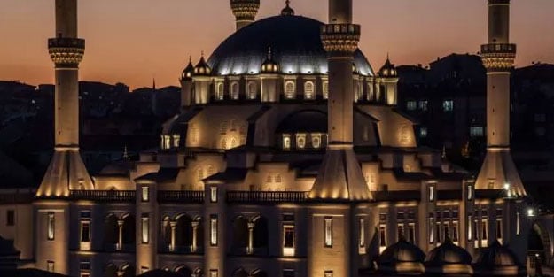 Cami düşmanlarını kudurtacak karar
