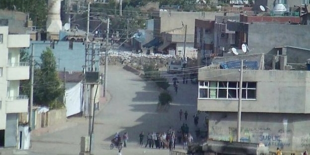 Cami hoparlörlerinden PKK marşı çaldılar!