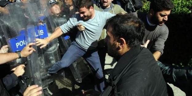 Cami karşıtları yine azdı