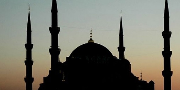 Cami kundaklama çağrılarına suç duyurusu