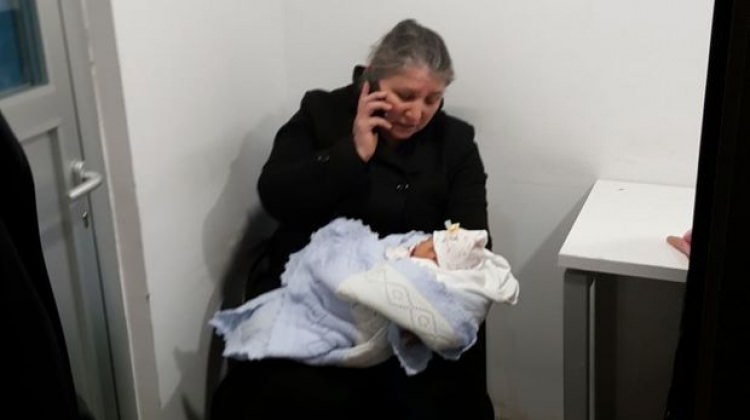 Cami tuvaletinde 7 günlük bebe bulundu