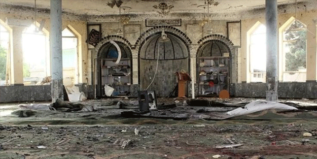 Camide intihar saldırısı: 7 ölü 15 yaralı