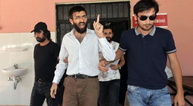 Camide “Üzerimde bomba var” diye bağıran sanık serbest