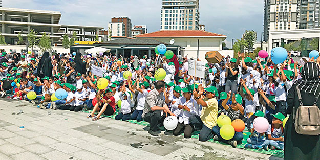 Camiler çocuk sesiyle şenlendi