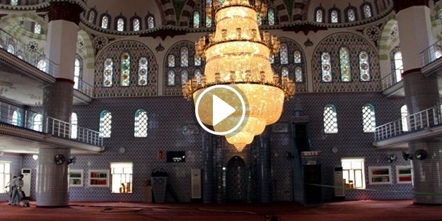 Camiler Ramazan'a hazırlanıyor