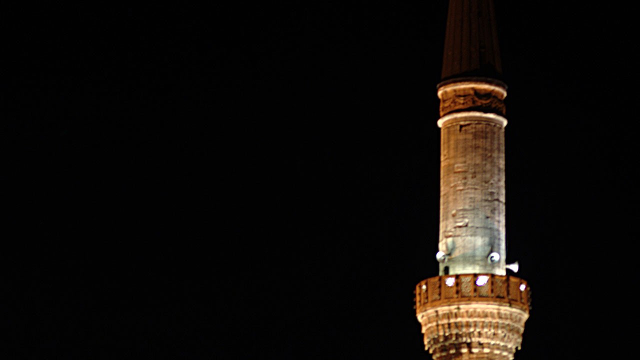 Camilerde Fransa için dua edilecek