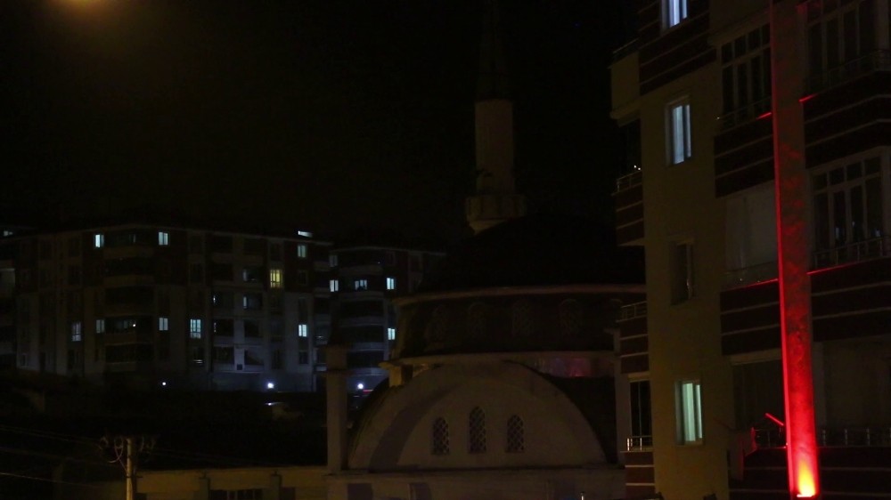 Camilerden korona salgınının bitmesi için dua sesleri yükseldi 