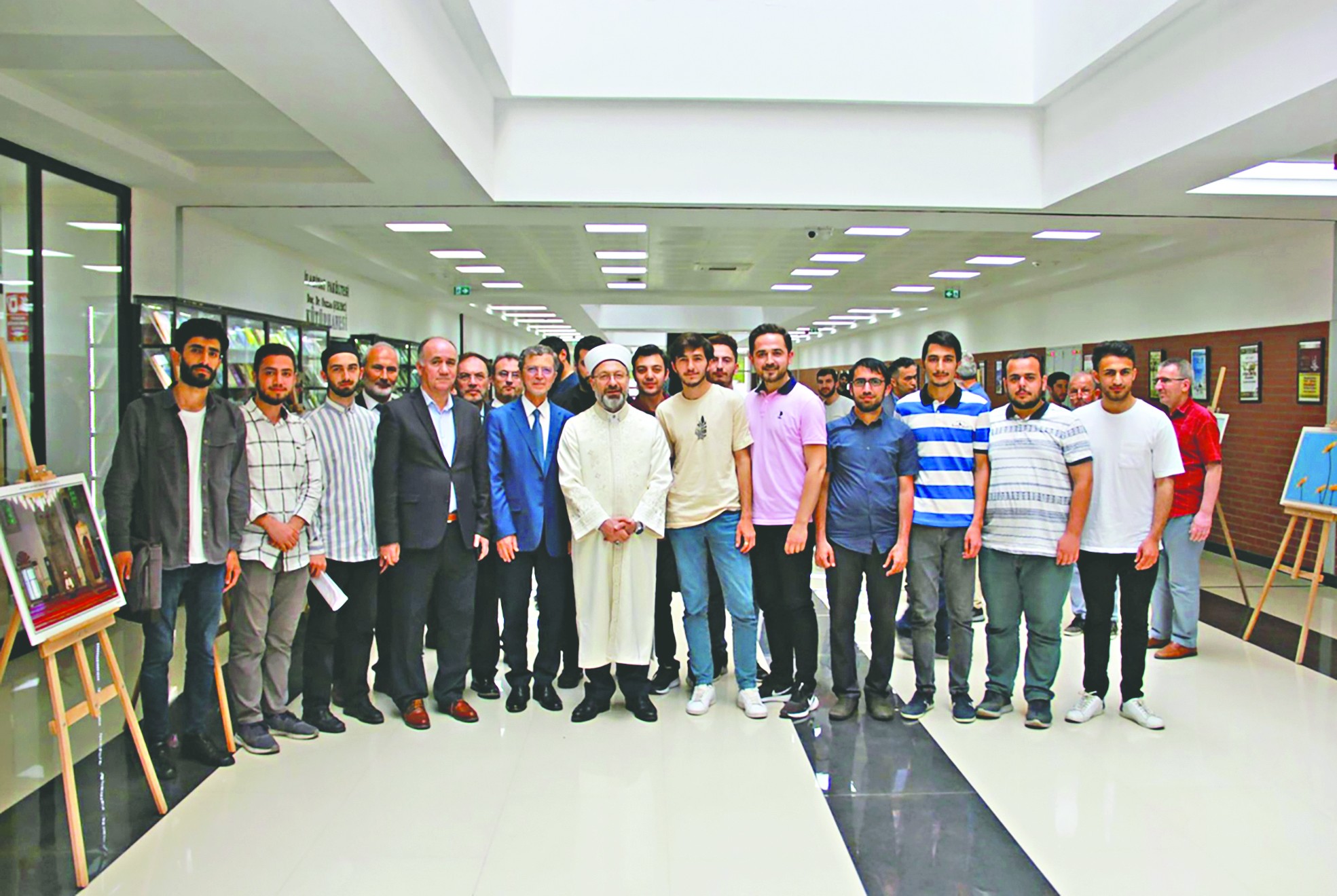 Camilerin işlevi için akademisyenlerden 41 tebliğ