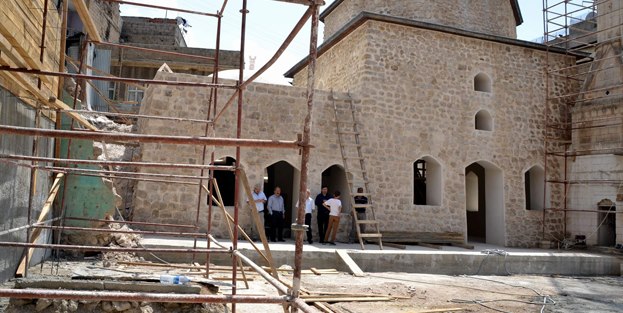 Caminin restorasyonu sırasında tarih çıktı