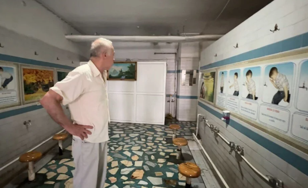 Caminin sabunluklarını çaldı, kayıplara karıştı