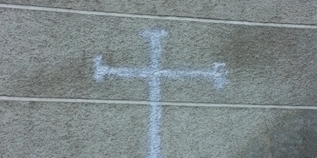 Camiye çirkin saldırı!