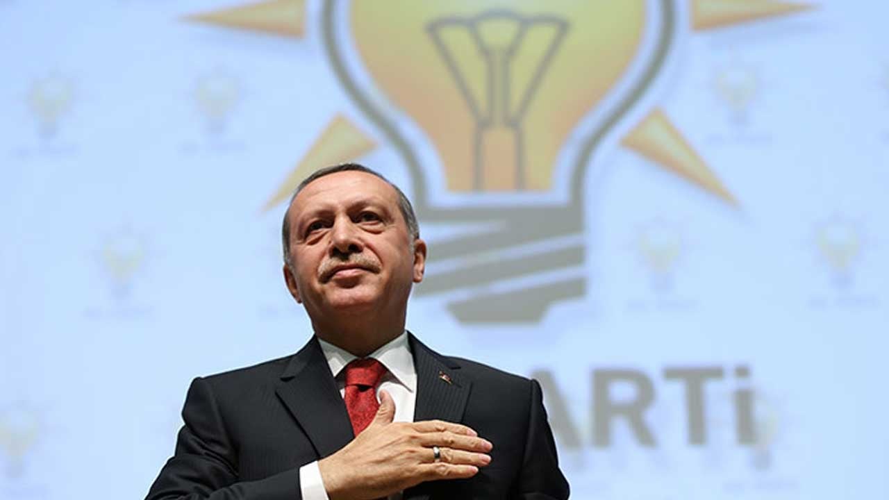 Camiyi hedef alan kalleş saldırı sonrası! AK Parti'den çok net Suriye mesajı