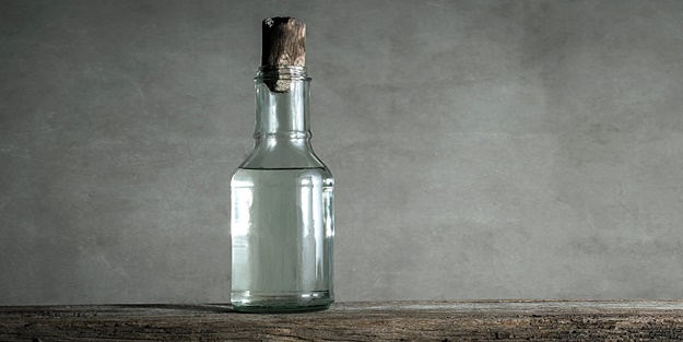 Camları beyaz sirkeyle temizleyin