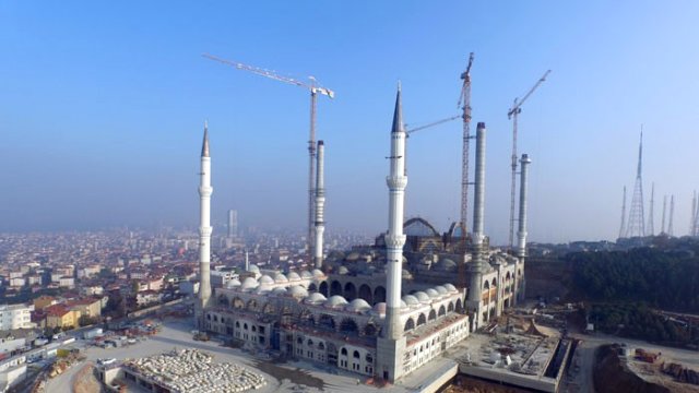 Çamlıca Camii'nde ilk namaz tarihi netleşti