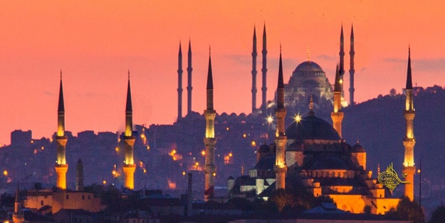 Çamlıca Camisi İstanbul'un güzelliğine güzellik kattı