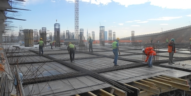 Çamlıca Camii besmelelerle yükseliyor