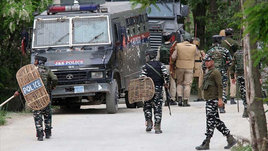 Cammu Keşmir'deki çatışmada 2 direnişçi öldü