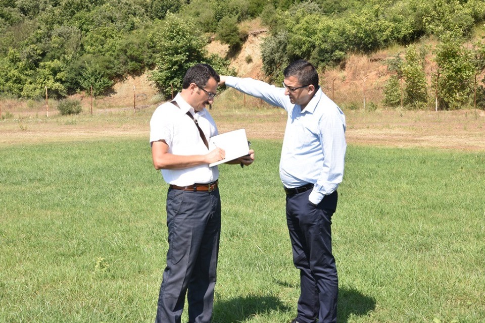 Çan Belediye Başkanı Öz, güreş sahasını inceledi 
