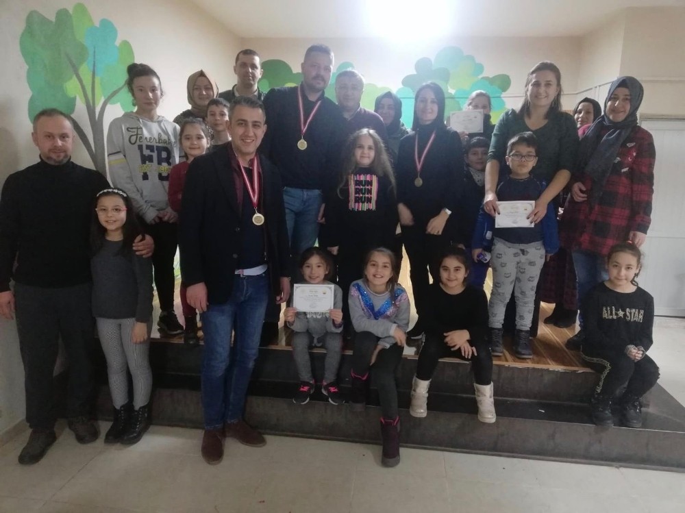 Çan Cumhuriyet İlkokulunda akıl ve zeka oyunları turnuvası 