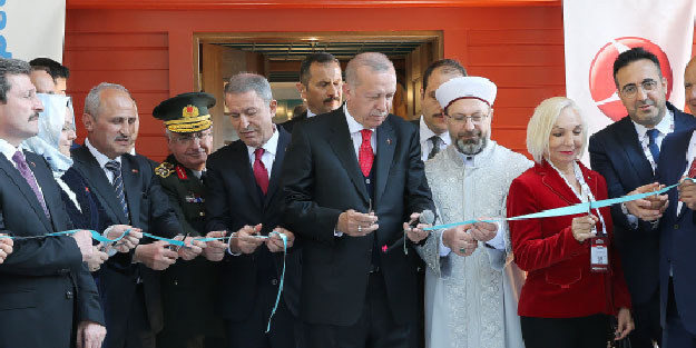Çanakakkale Şehitler Abidesi Camii törenle açıldı