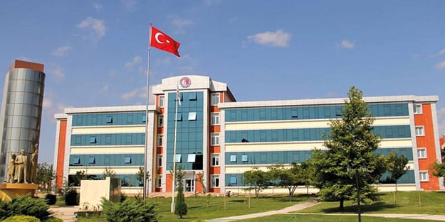 Çanakkale 18 Mart Üniversitesi Rektörü Prof. Dr. Sedat Murat'tan 