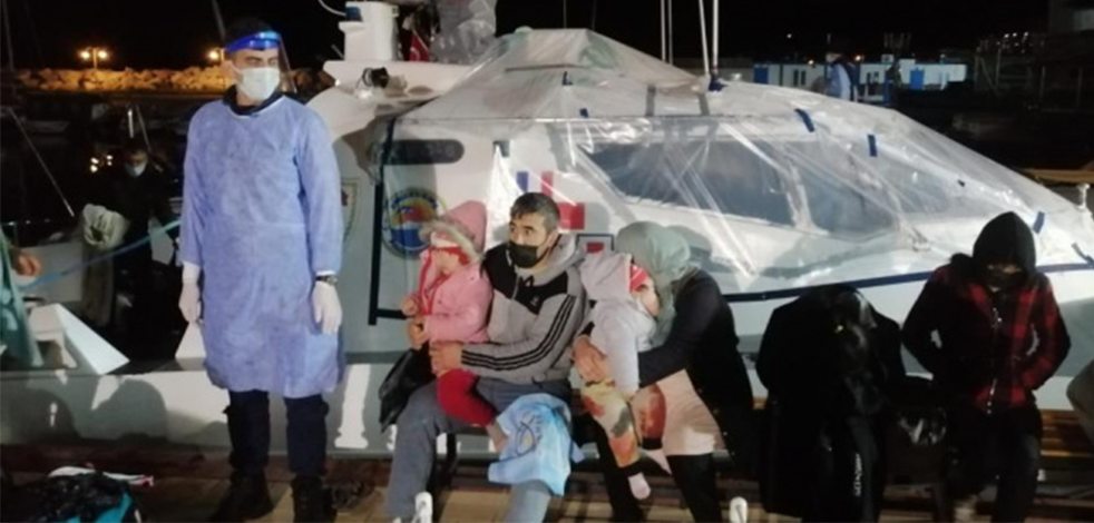 Çanakkale açıklarında 101 düzensiz göçme