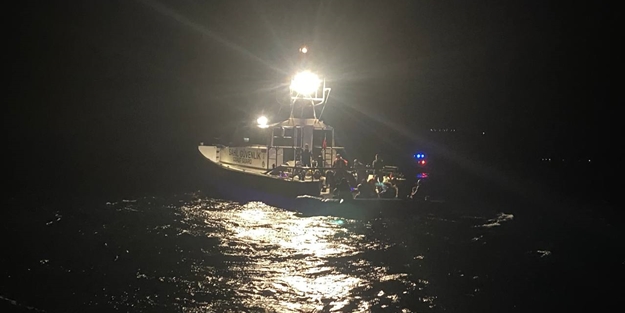 Çanakkale açıklarında 39 düzensiz göçmen yakalandı