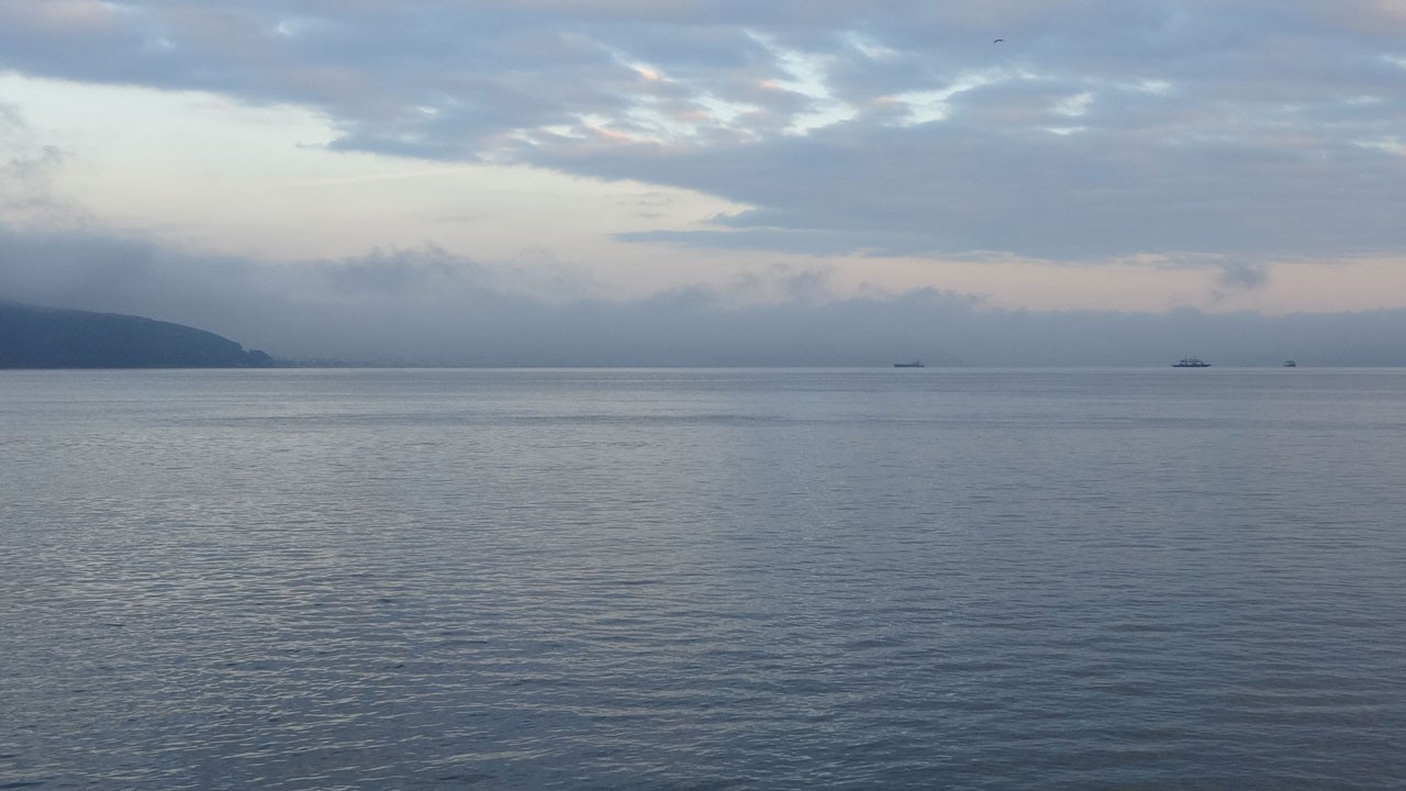 Çanakkale Boğazı'nda gemi geçişleri durduruldu
