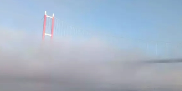 Çanakkale Boğazı'nda gemi trafiği çift yönlü askıya alındı