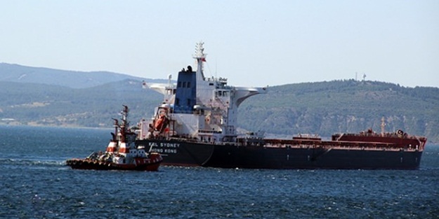 Çanakkale Boğazı'nda gergin anlar