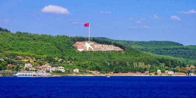 Çanakkale Boğazı'nda hareketli anlar