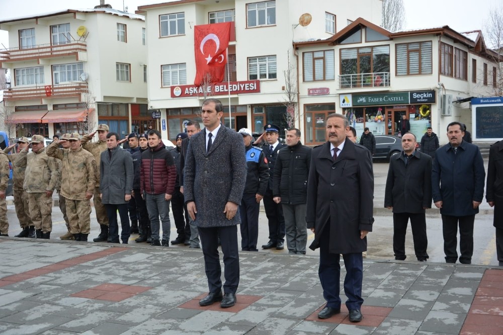 Çanakkale Deniz Zaferi kutlandı. 