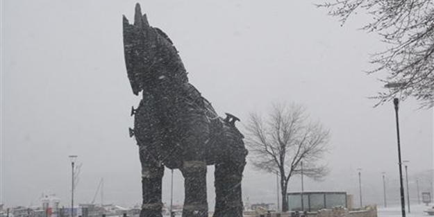 Çanakkale donuyor!
