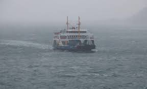 Çanakkale-Kilitbahir feribot seferleri kar yağışı nedeniyle durduruldu