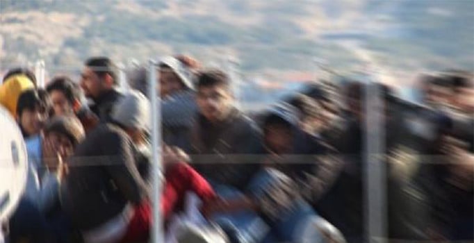 Çanakkale merkezli göçmen kaçakçılığı operasyonu: 11 gözaltı