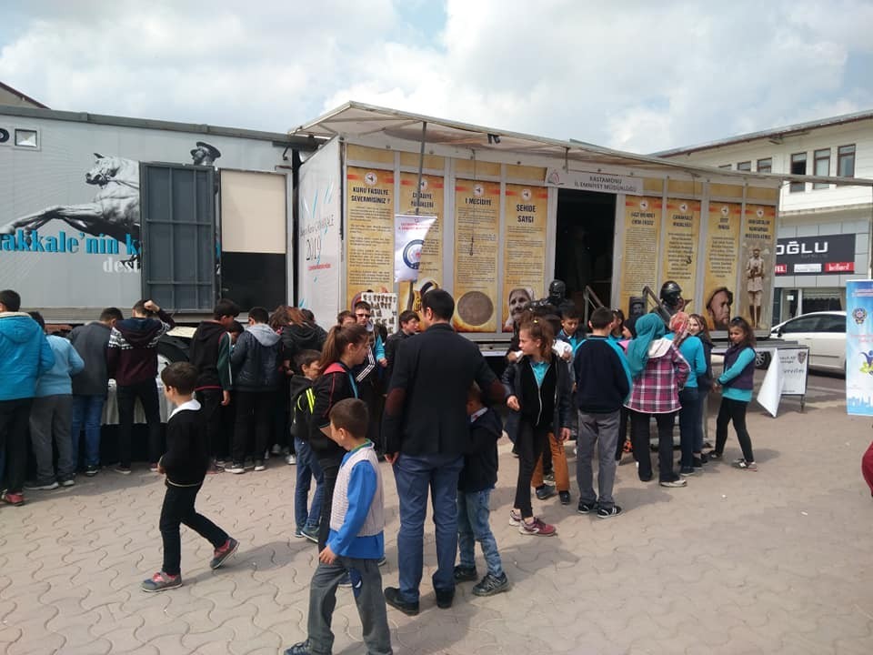 Çanakkale mobil tırı Daday’a geldi 