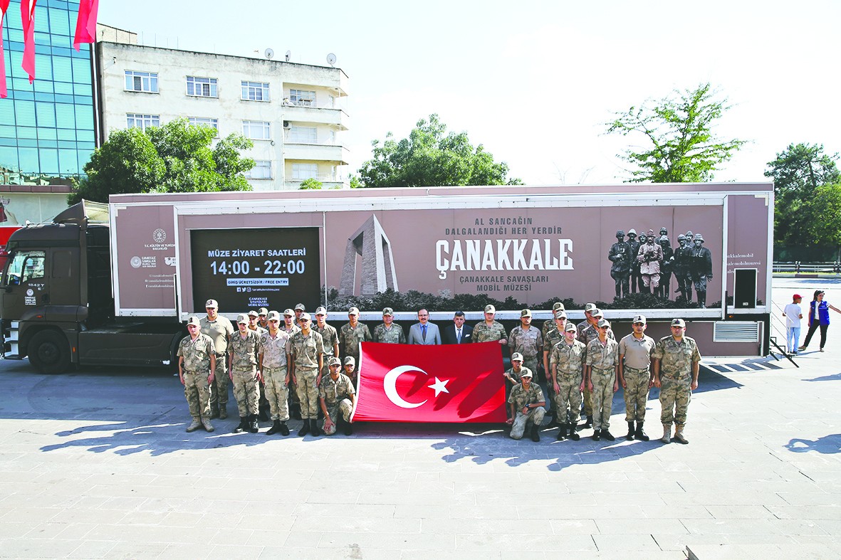 ‘Çanakkale ruhu’ Türkiye’yi 4 defa dolaştı