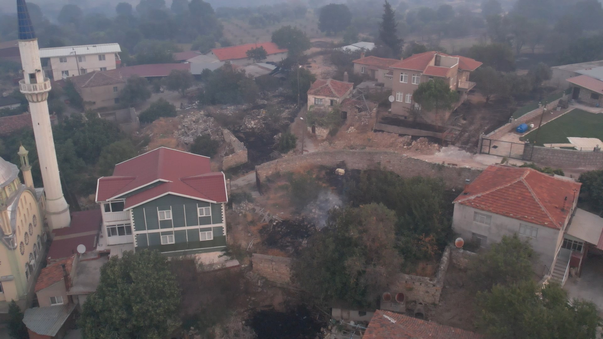Çanakkale yangınının bilançosu günün ilk ışıklarıyla ortaya çıktı