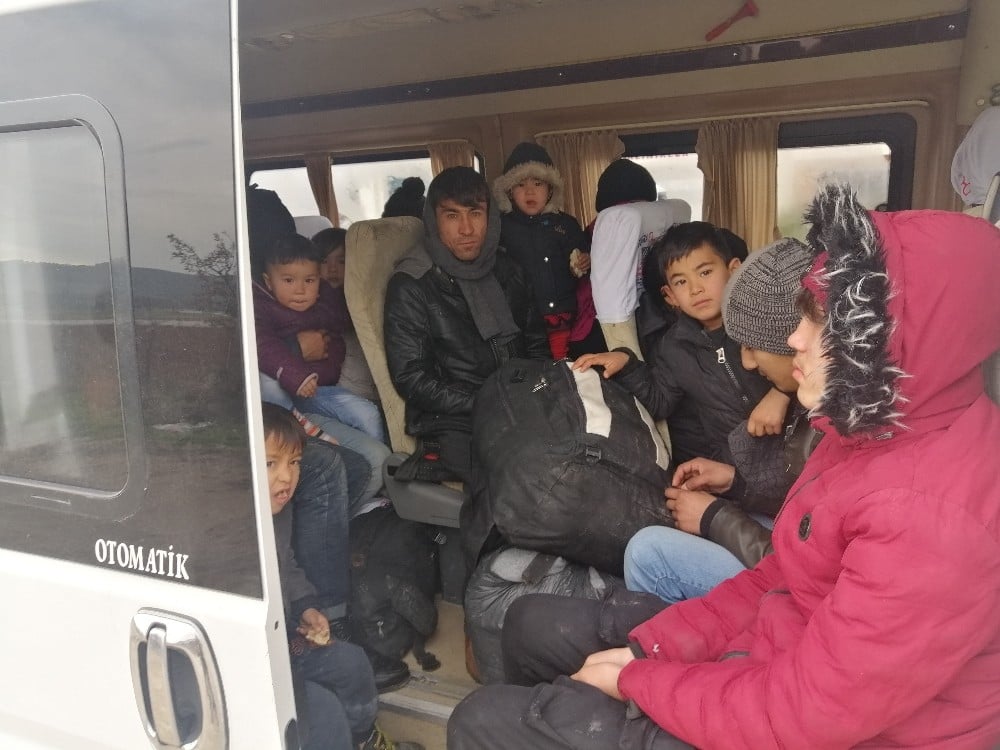 Çanakkale’de 108 mülteci yakalandı 