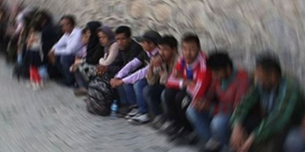 Çanakkale’de 28 düzensiz göçmen yakalandı